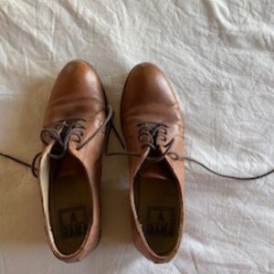 Carson Oxford 74200 Frye Leather Shoes size 7 b